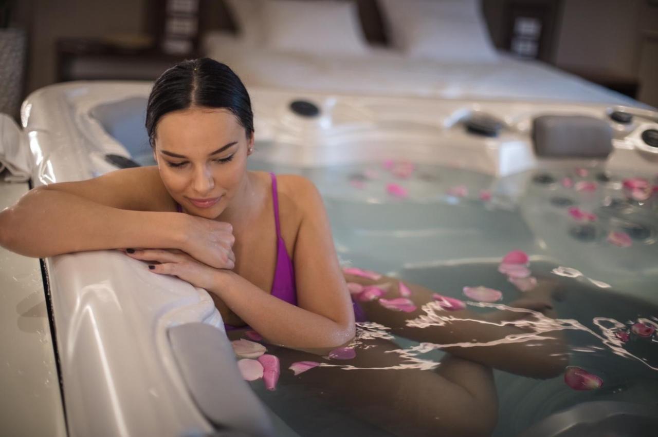 Spa Pleasure Apartman Újvidék Kültér fotó